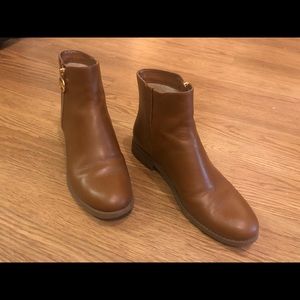 Michael Kors Brown Leather ankle boot.  Size 8-M.